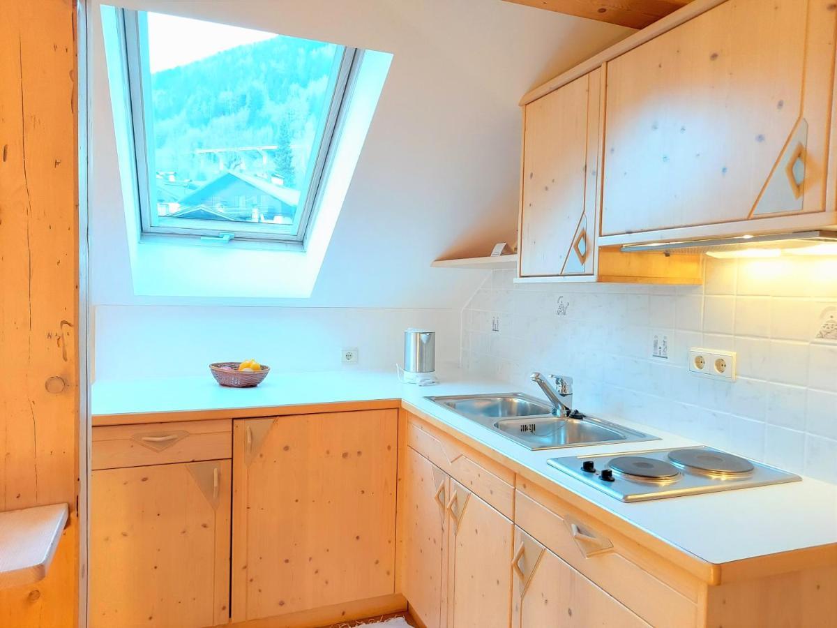 קולה איזארקו Residence Zum Theater מראה חיצוני תמונה